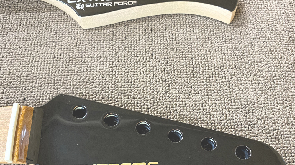 EXTREME GUITAR FORCE塗装